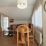 Apartmán Atico Frente Al Mar En Playa Usil Con 2 Terrazas *