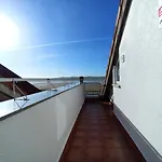 Atico Frente Al Mar En Playa Usil Con 2 Terrazas