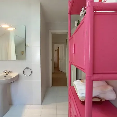 Atico Frente Al Mar En Playa Usil Con 2 Terrazas Apartmán *