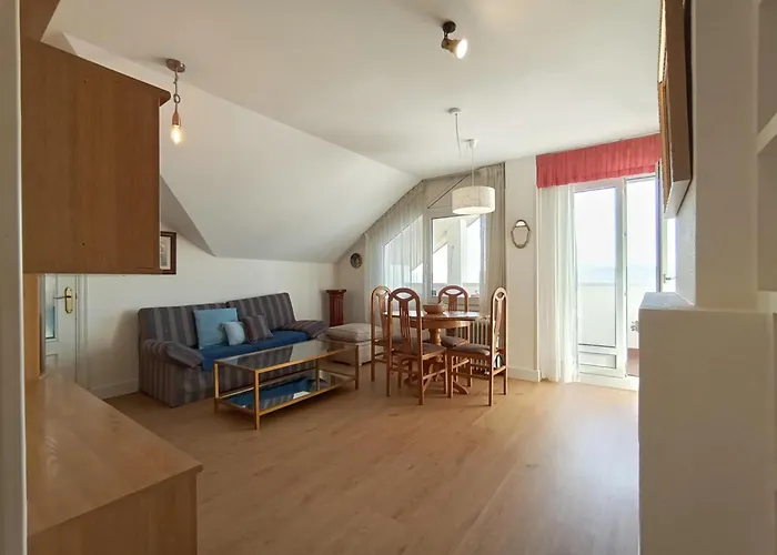 ático Frente Al Mar En Playa Usil Con 2 Terrazas