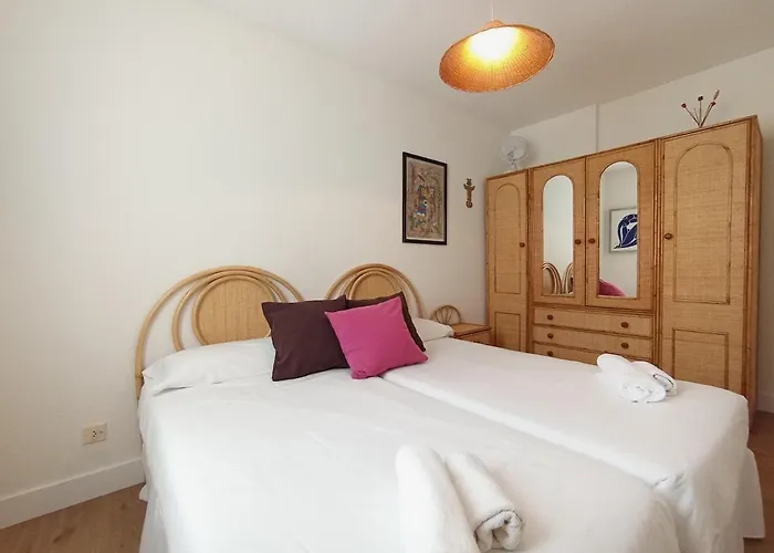 Appartamento ático Frente Al Mar En Playa Usil Con 2 Terrazas